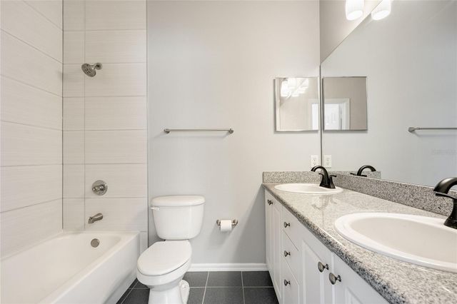 7698 PLANTATION CIRCLE, Bradenton, FL 34201