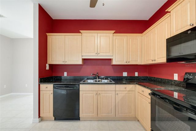 7698 PLANTATION CIRCLE, Bradenton, FL 34201