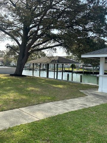 3009 Lynnhaven DR, Virginia Beach, VA 23451