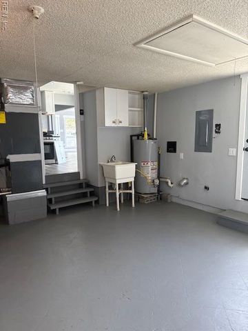 3009 Lynnhaven DR, Virginia Beach, VA 23451