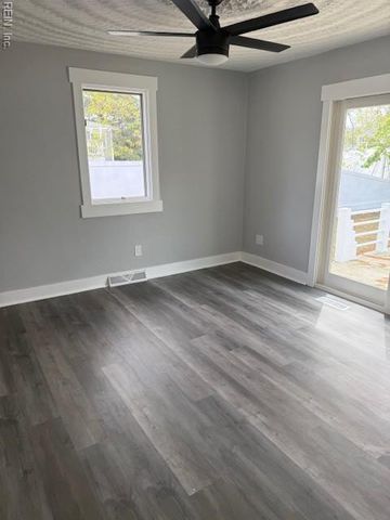 3009 Lynnhaven DR, Virginia Beach, VA 23451