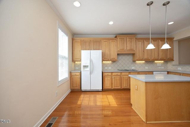 335 Bridgegate Drive, Cary, NC 27519