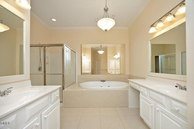 335 Bridgegate Drive, Cary, NC 27519