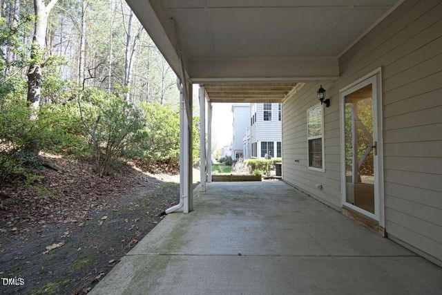 335 Bridgegate Drive, Cary, NC 27519