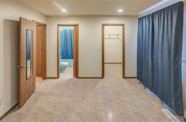 2007 Lynn Street, Cahokia, IL 62206