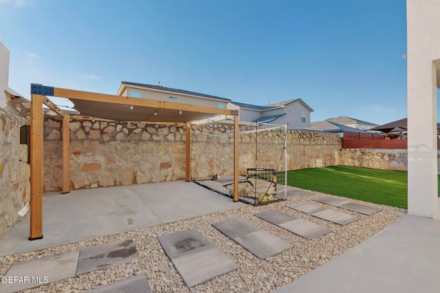 905 WITTON Place, El Paso, TX 79928