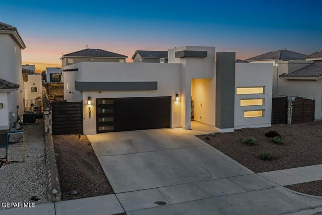 905 WITTON Place, El Paso, TX 79928