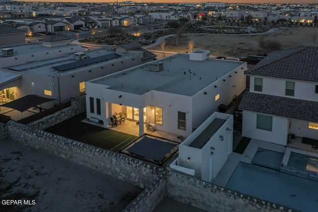 905 WITTON Place, El Paso, TX 79928