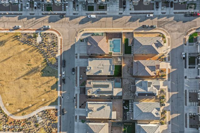 905 WITTON Place, El Paso, TX 79928