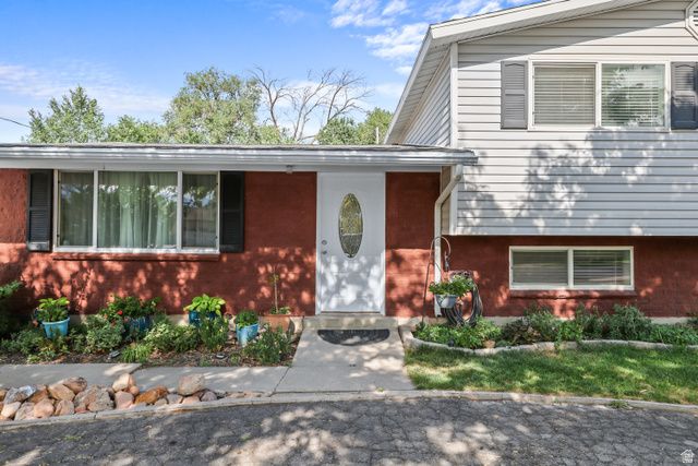 7282 S 2700 W, West Jordan, UT 84084