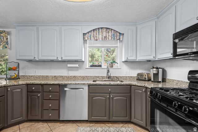 7282 S 2700 W, West Jordan, UT 84084