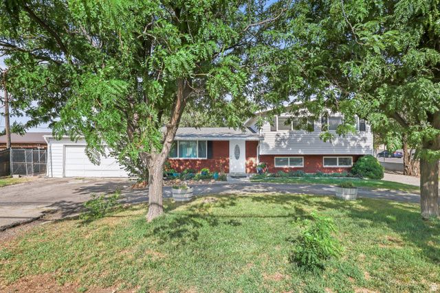 7282 S 2700 W, West Jordan, UT 84084