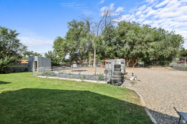 7282 S 2700 W, West Jordan, UT 84084