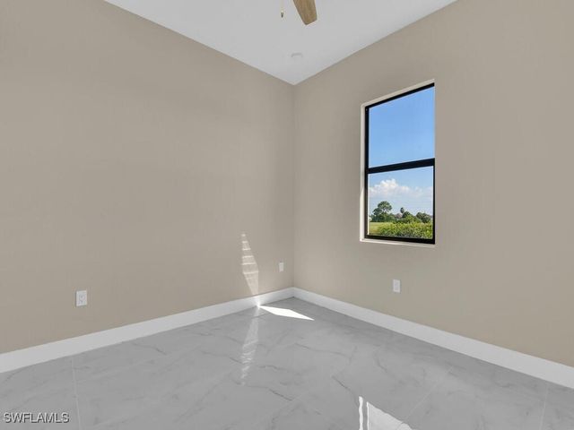 4204 NW 39th LN, Cape Coral, FL 33993