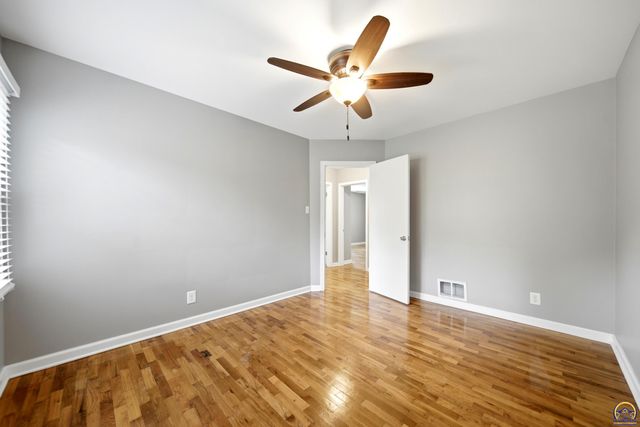 1030 SW Parkview ST, Topeka, KS 66604