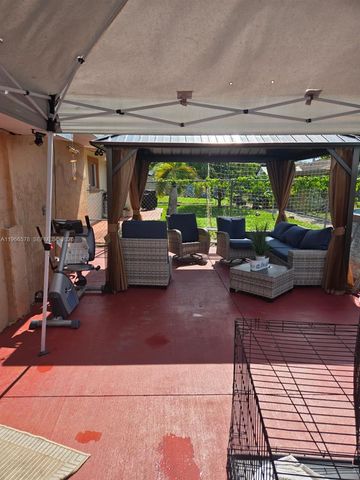 16242 SW 304th Ter, Homestead, FL 33033