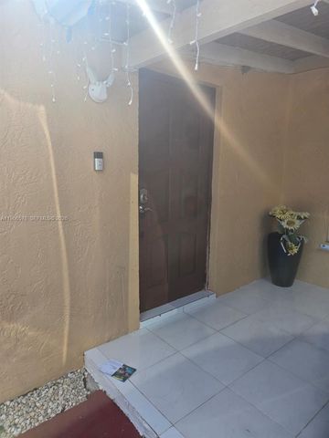 16242 SW 304th Ter, Homestead, FL 33033