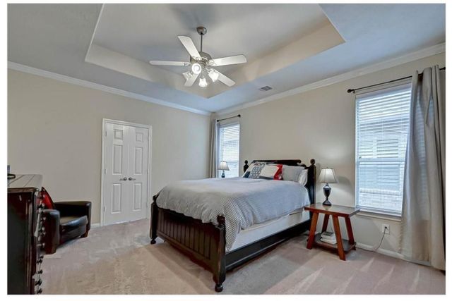 2203 Winchester Lake, Rosenberg, TX 77471