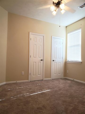 2203 Winchester Lake, Rosenberg, TX 77471