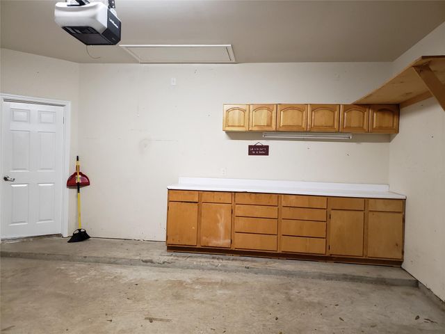 2203 Winchester Lake, Rosenberg, TX 77471