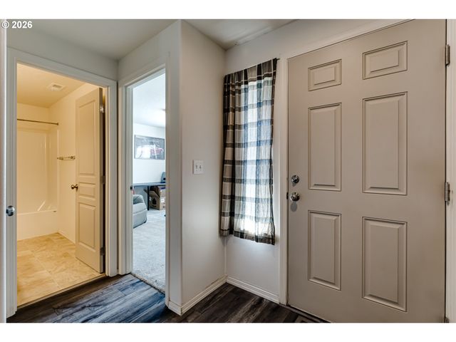 87792 LARK St, Veneta, OR 97487
