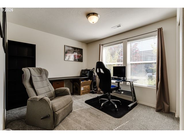 87792 LARK St, Veneta, OR 97487