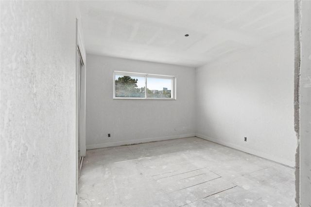 11045 3RD STREET E 6, Treasure Island, FL 33706