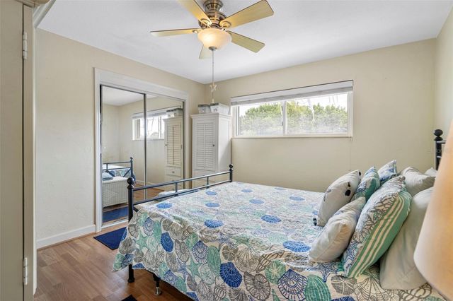 11045 3RD STREET E 6, Treasure Island, FL 33706