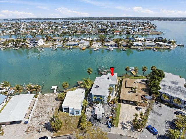 11045 3RD STREET E 6, Treasure Island, FL 33706
