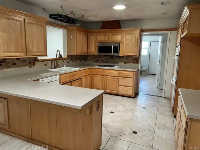 43053 Babcock, Hemet, CA 92544