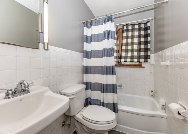 19775 E 1500th Street, Geneseo, IL 61254