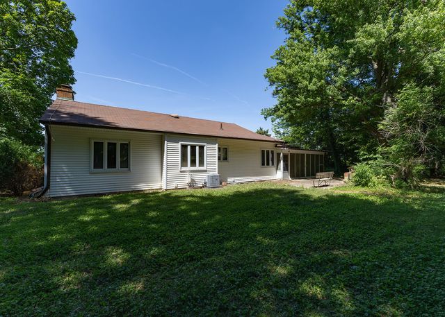 19775 E 1500th Street, Geneseo, IL 61254