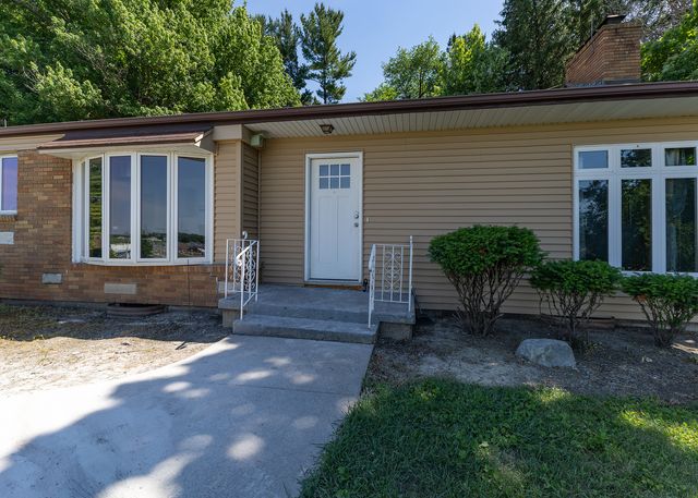 19775 E 1500th Street, Geneseo, IL 61254