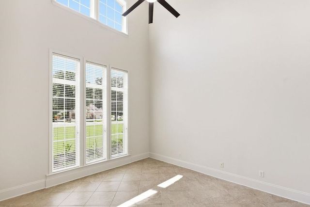 15 KIMBERLY CV, Piperton, TN 38017