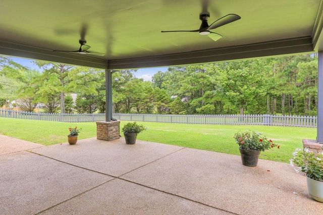 15 KIMBERLY CV, Piperton, TN 38017