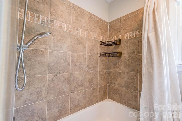 111 Harbor Point Drive, Cherryville, NC 28021