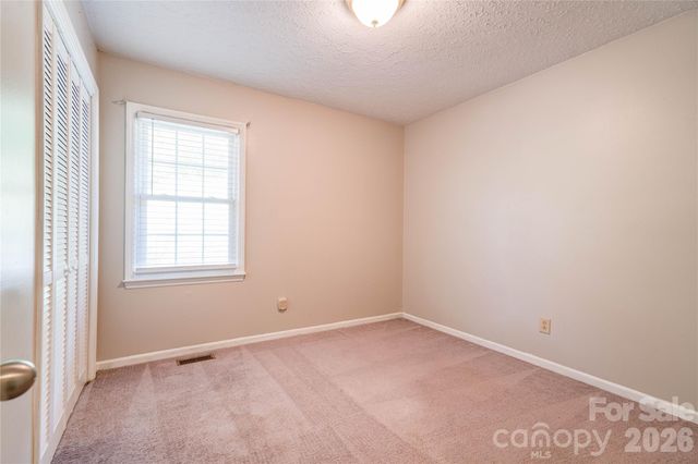111 Harbor Point Drive, Cherryville, NC 28021