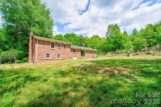 111 Harbor Point Drive, Cherryville, NC 28021