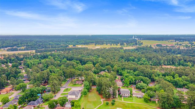 412 Burning Tree Drive, Huntsville, TX 77340