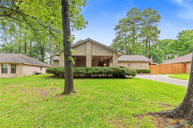 412 Burning Tree Drive, Huntsville, TX 77340