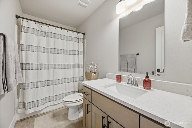 13255 178th Avenue Ct E, Bonney Lake, WA 98391