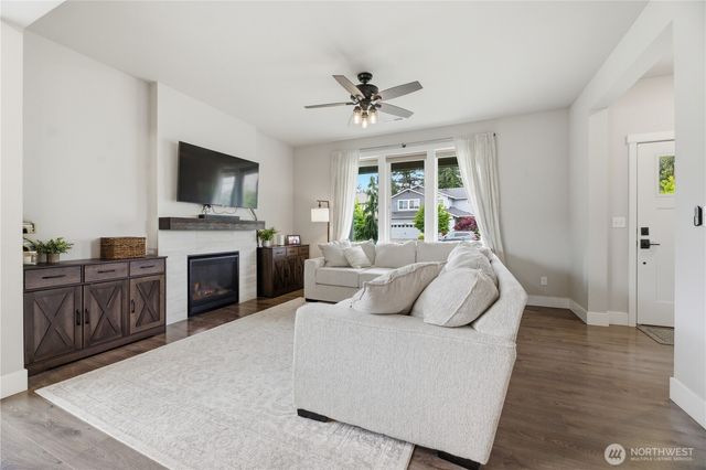 13255 178th Avenue Ct E, Bonney Lake, WA 98391
