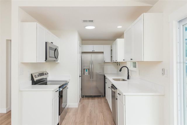 8812 DYER ROAD, Riverview, FL 33578