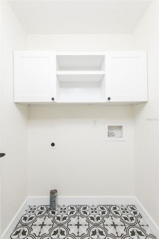 8812 DYER ROAD, Riverview, FL 33578