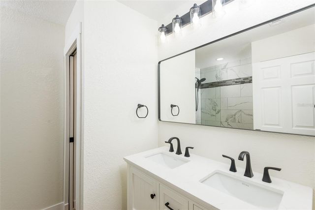 8812 DYER ROAD, Riverview, FL 33578