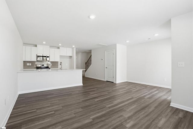 1370 Cattleman Acres Drive, Inman, SC 29349