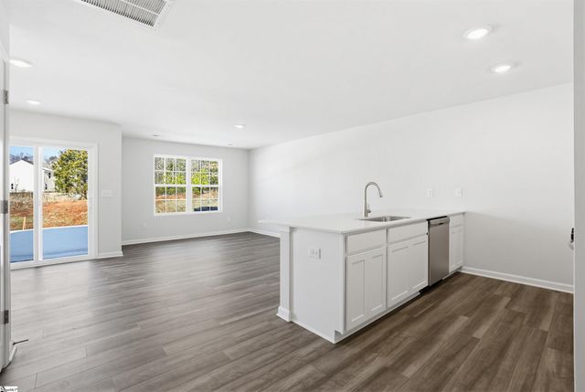 1370 Cattleman Acres Drive, Inman, SC 29349