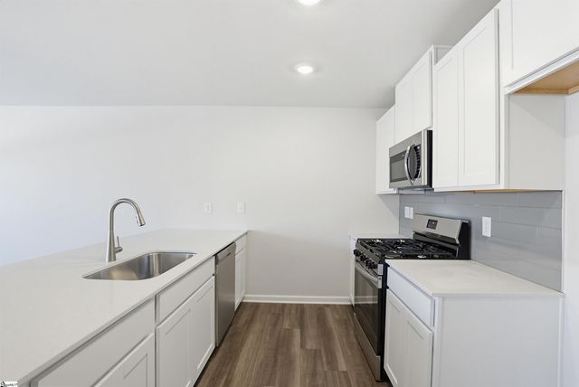 1370 Cattleman Acres Drive, Inman, SC 29349