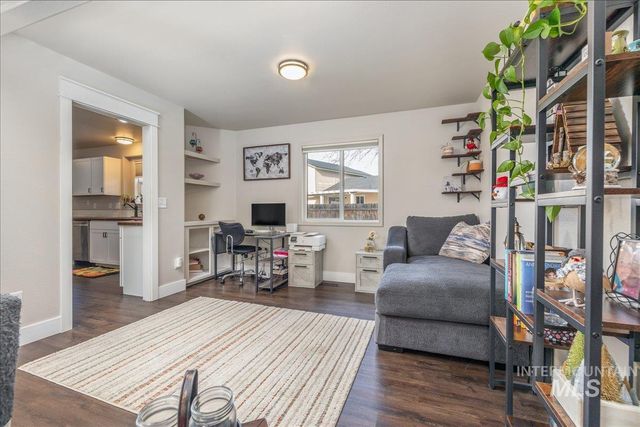 12024 W Harvester Ct, Boise, ID 83709