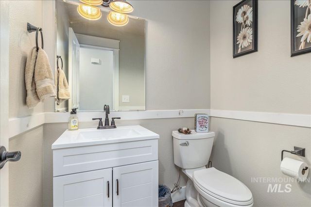 12024 W Harvester Ct, Boise, ID 83709